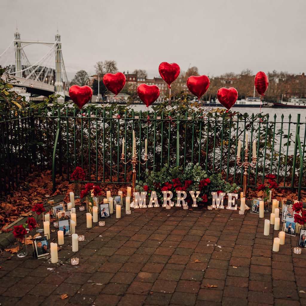Albert Bridge at Dusk - Chelsea package in London